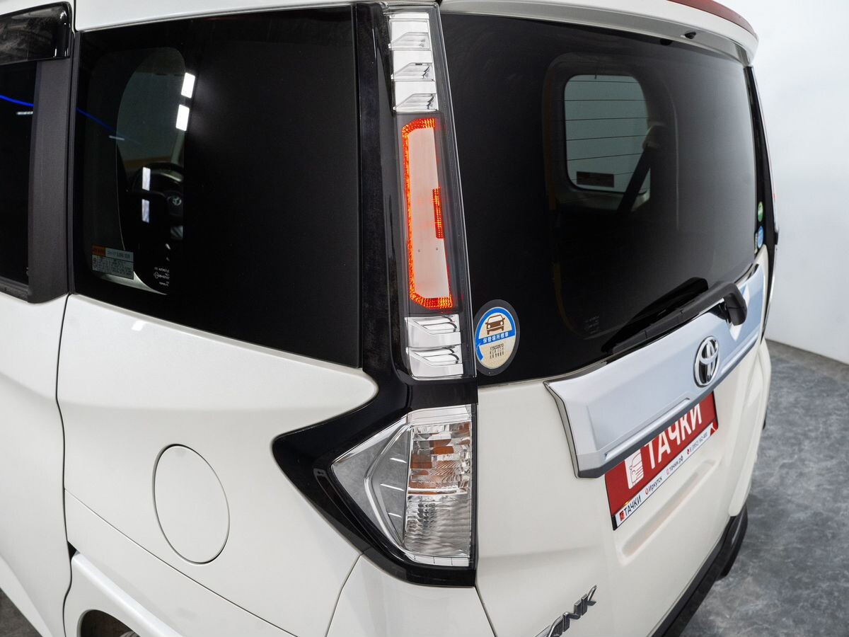 Toyota Tank 2017 - фото автомобиля
