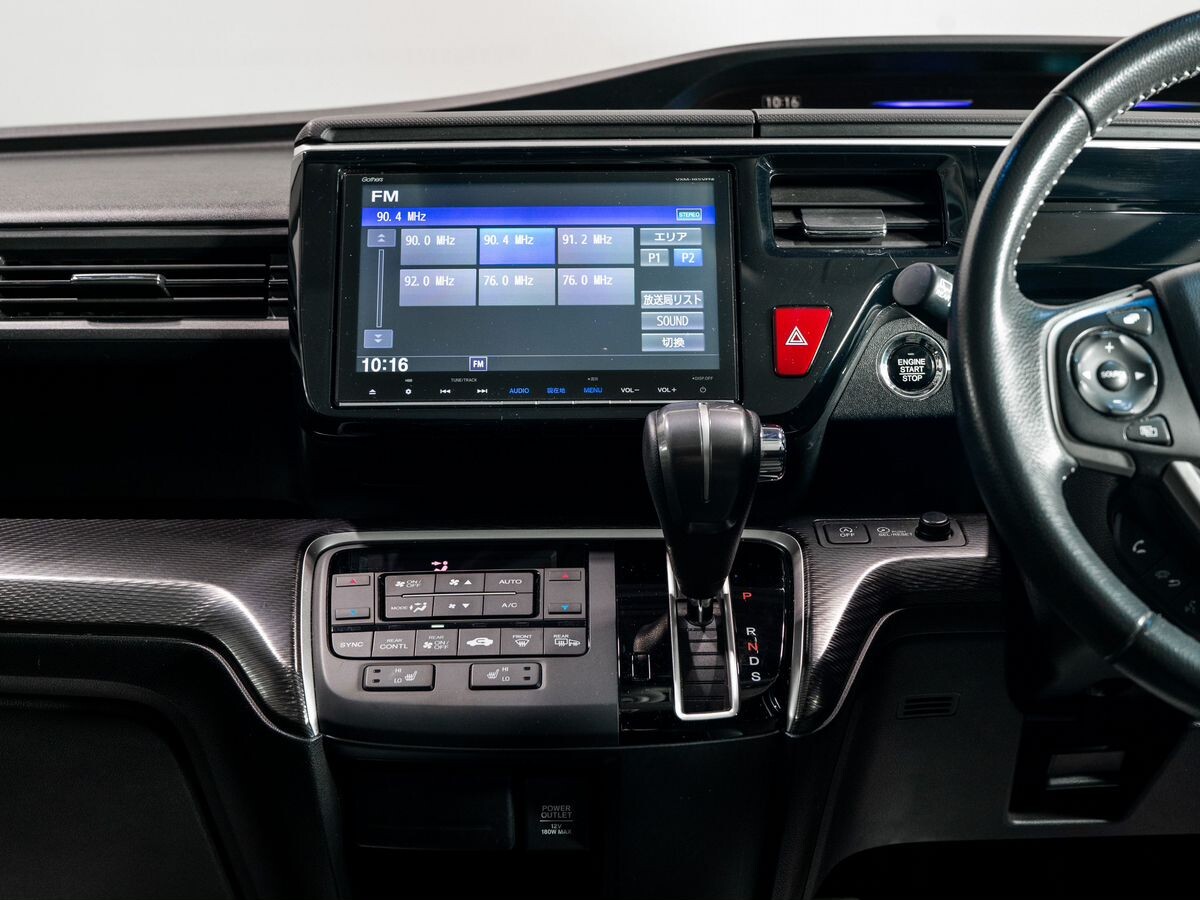 Honda Stepwgn 2017 - фото автомобиля