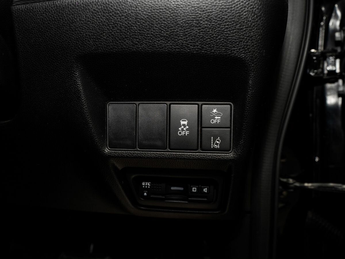 Honda Stepwgn 2017 - фото автомобиля