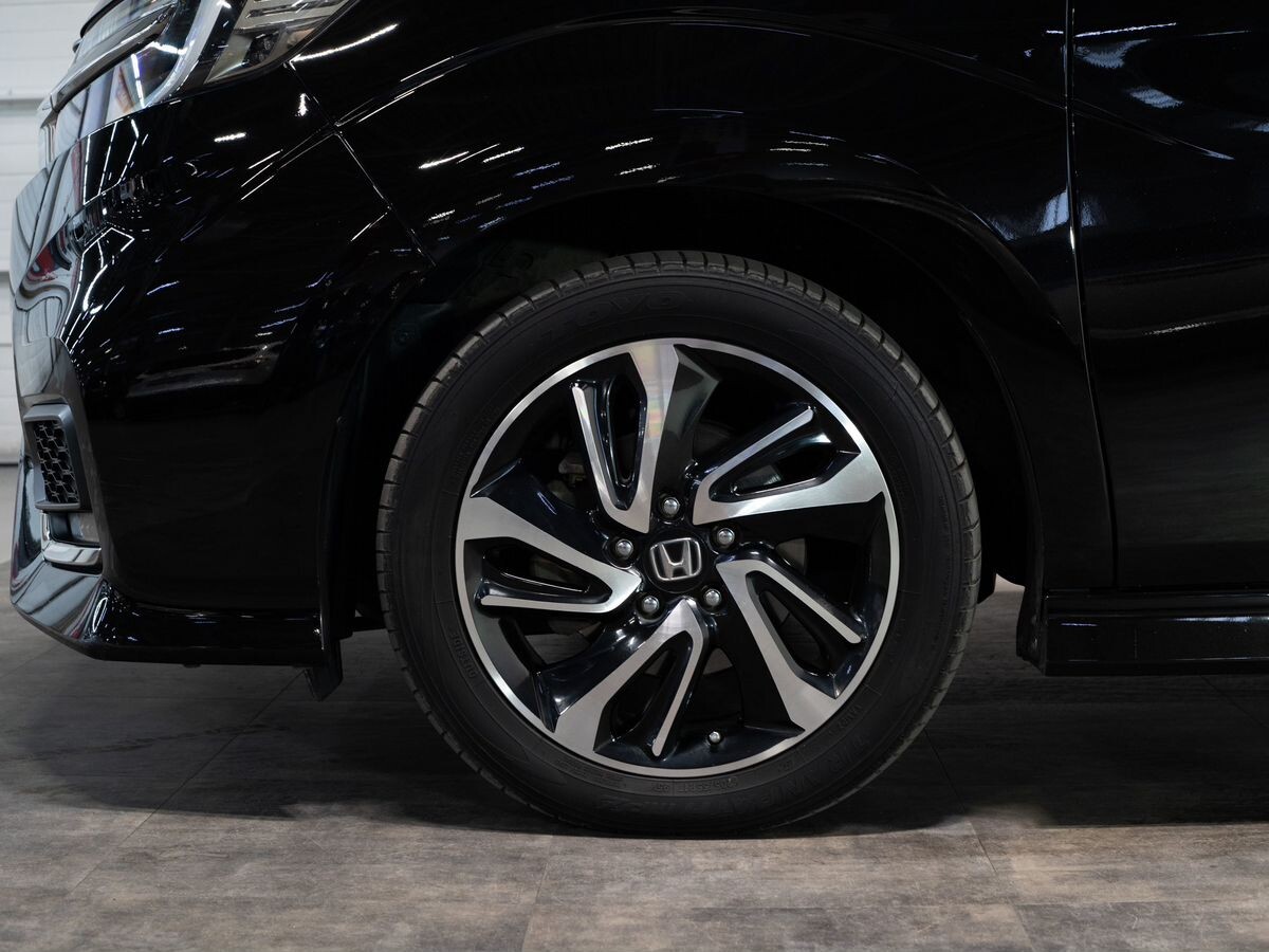 Honda Stepwgn 2017 - фото автомобиля