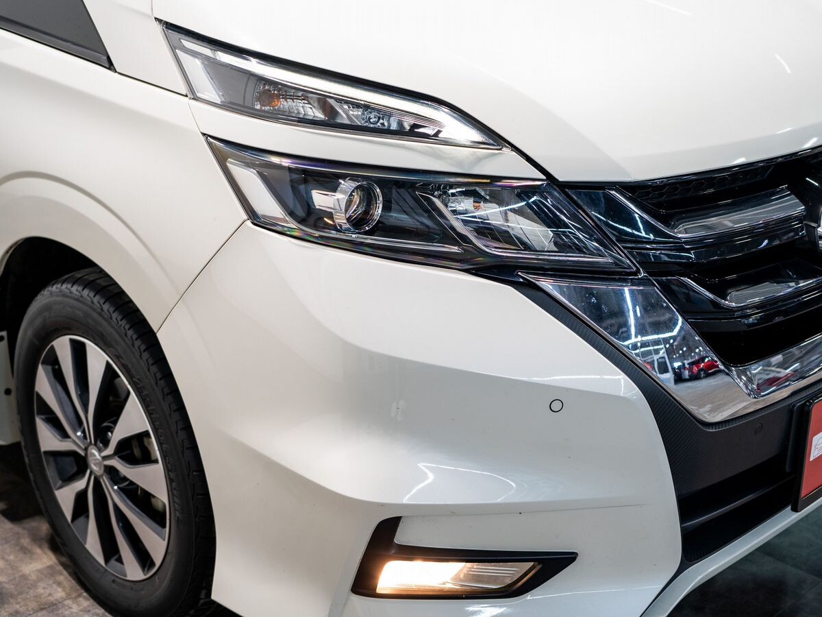 Nissan Serena 2018 - фото автомобиля