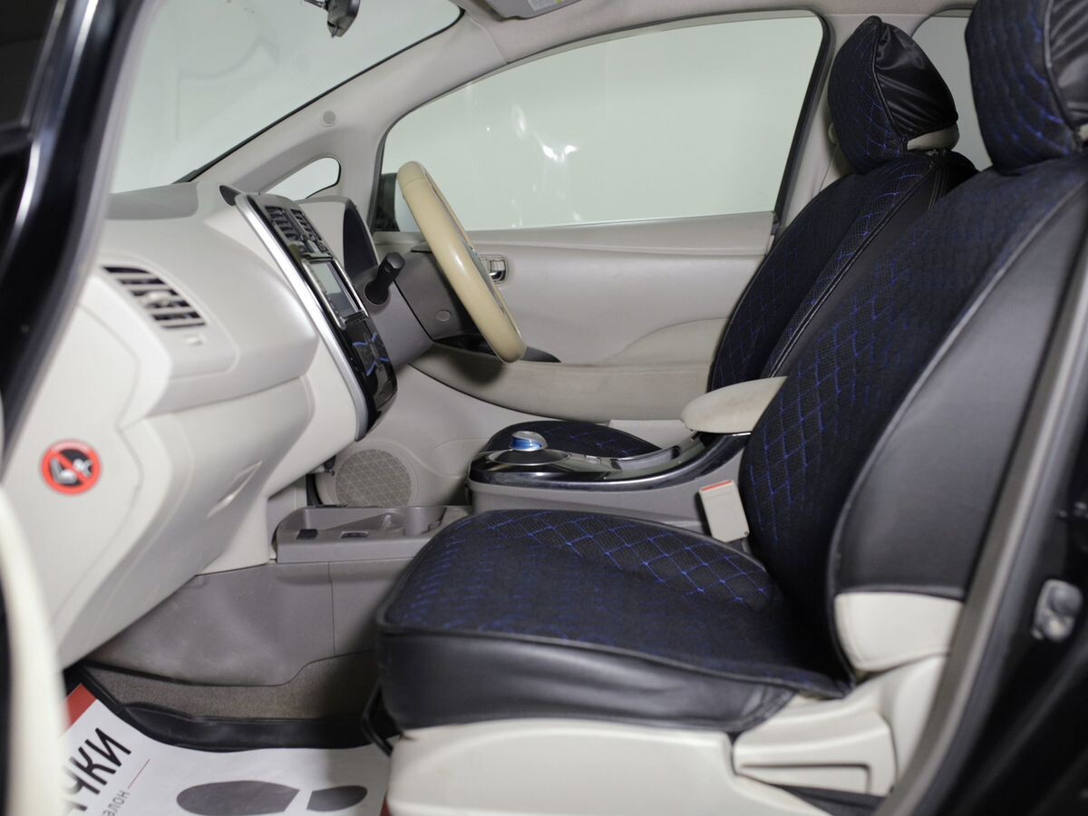 Nissan Leaf 2013 - фото автомобиля