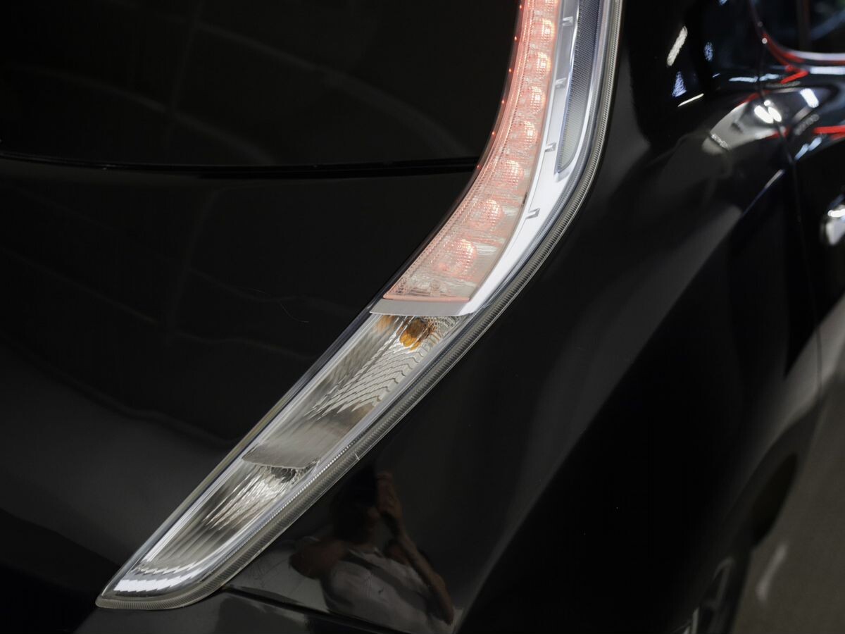 Nissan Leaf 2013 - фото автомобиля