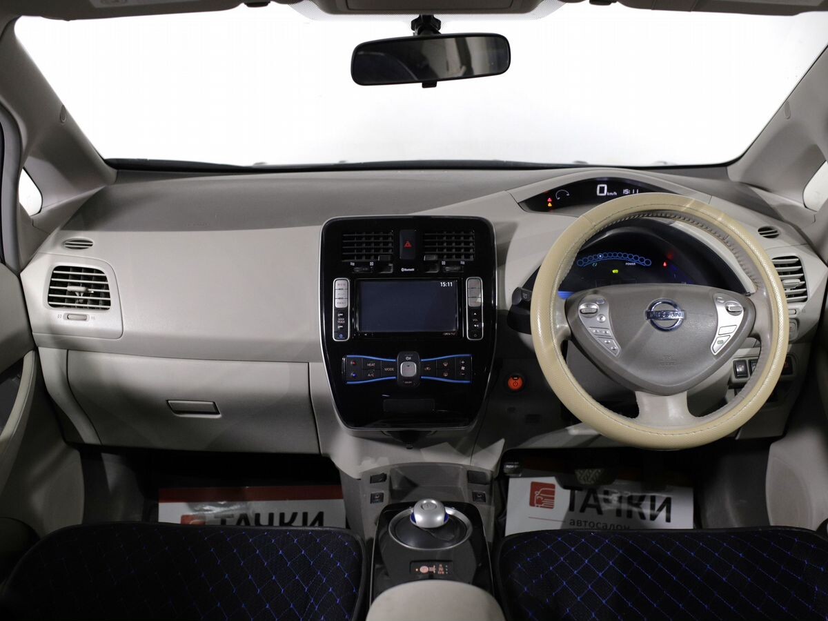 Nissan Leaf 2013 - фото автомобиля