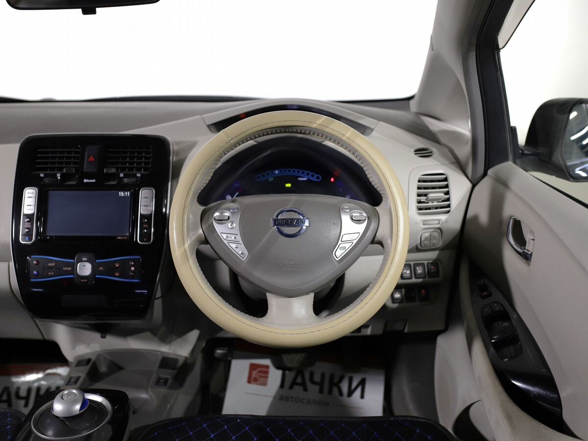 Nissan Leaf 2013 - фото автомобиля