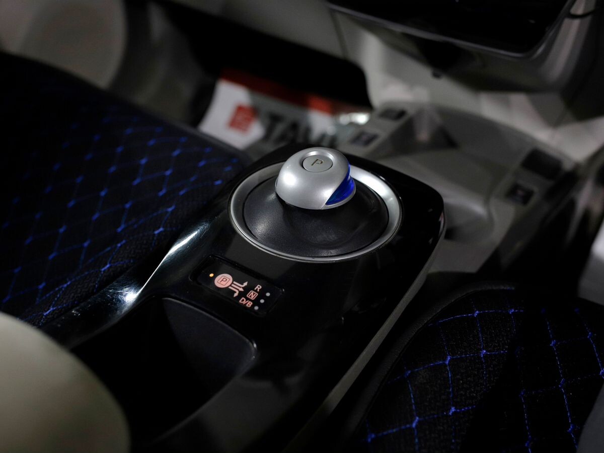 Nissan Leaf 2013 - фото автомобиля