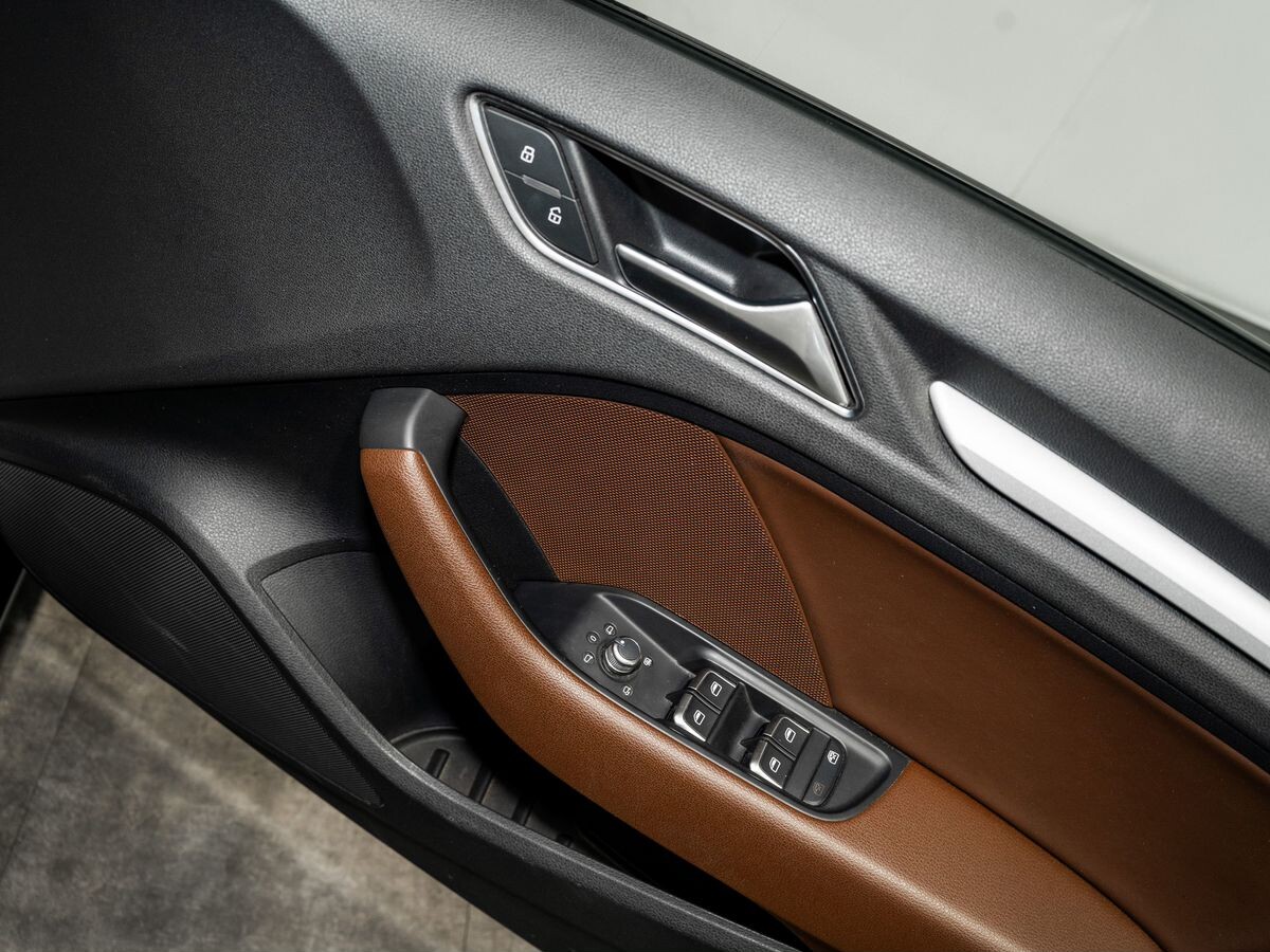 Audi A3 2015 - фото автомобиля