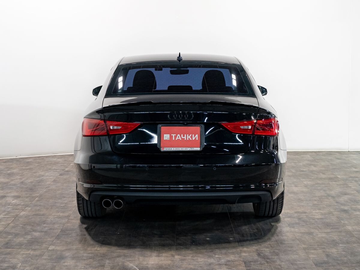 Audi A3 2015 - фото автомобиля