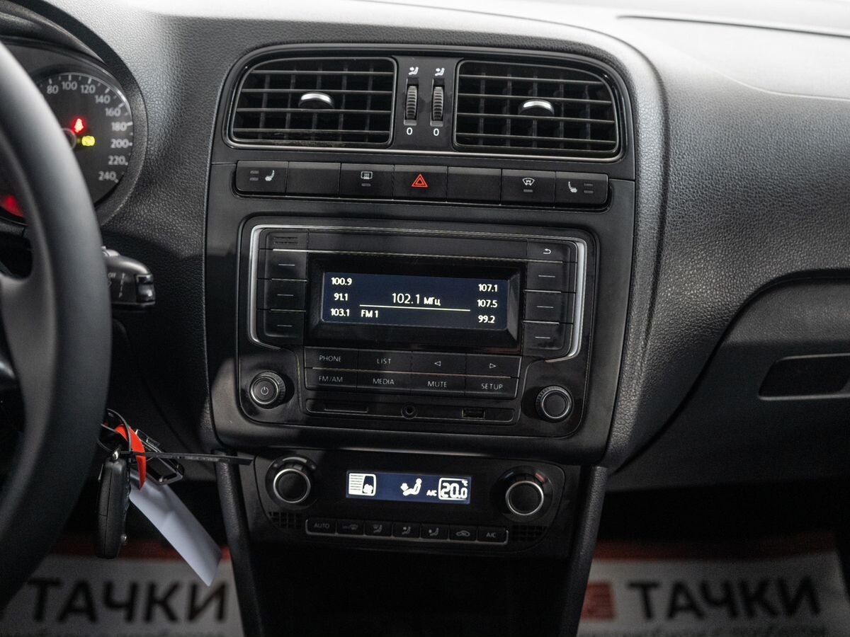Volkswagen Polo 2018 - фото автомобиля