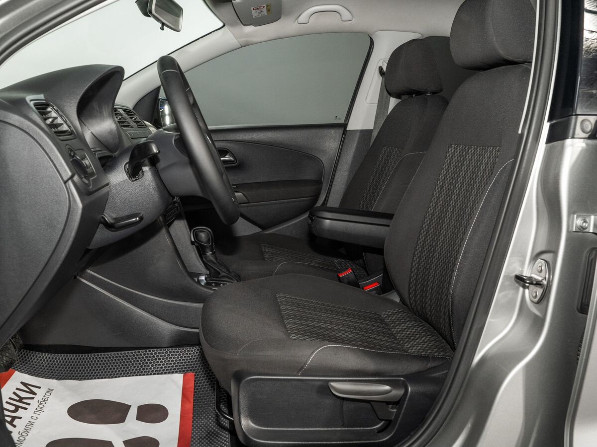 Volkswagen Polo 2018 - фото автомобиля