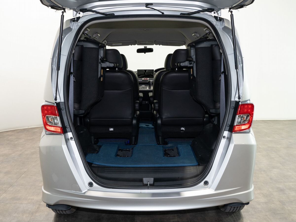 Honda Freed 2014 - фото автомобиля
