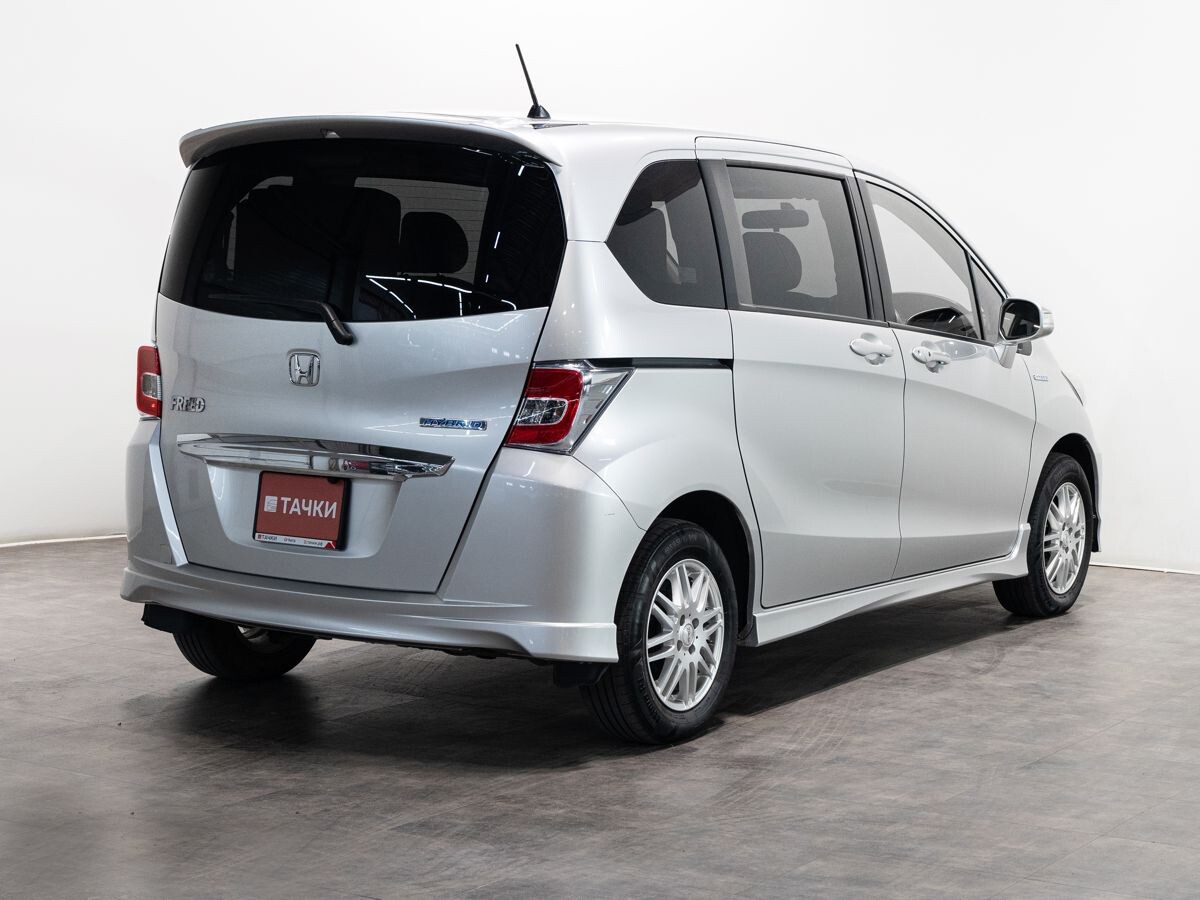 Honda Freed 2014 - фото автомобиля