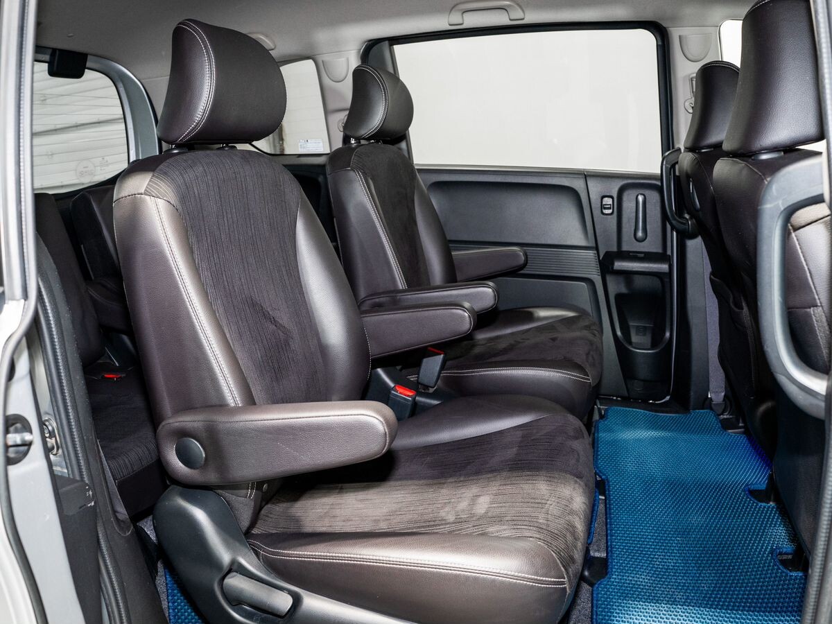 Honda Freed 2014 - фото автомобиля