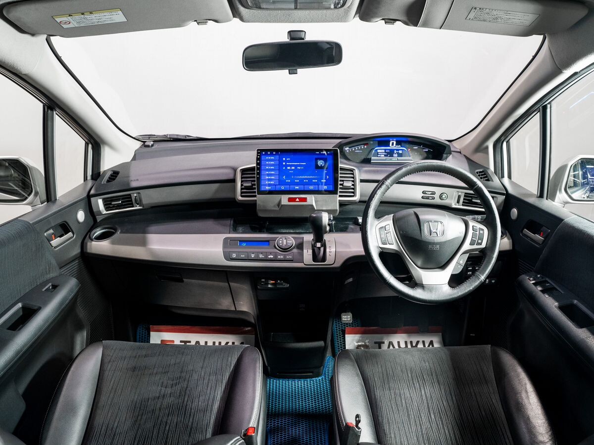 Honda Freed 2014 - фото автомобиля