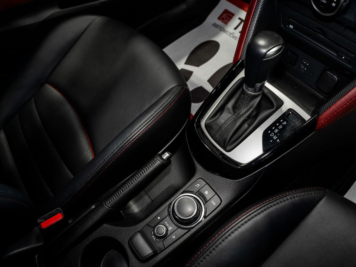 Mazda CX-3 2015 - фото автомобиля