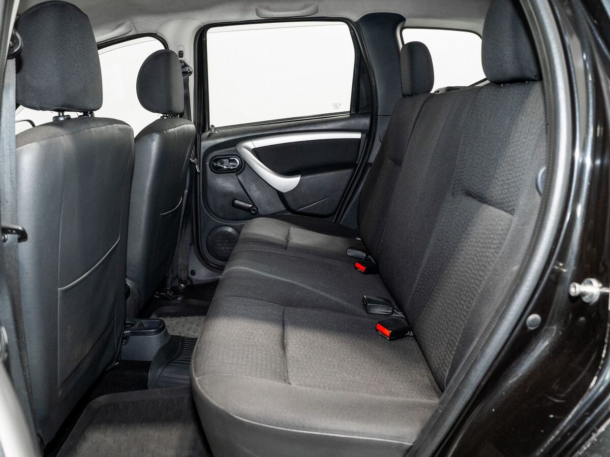 Nissan Terrano 2014 - фото автомобиля