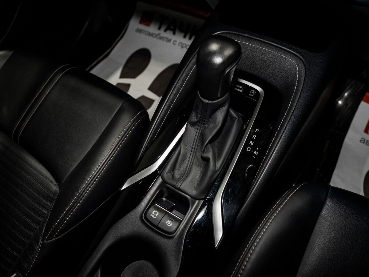 Toyota Corolla 2020 - фото автомобиля