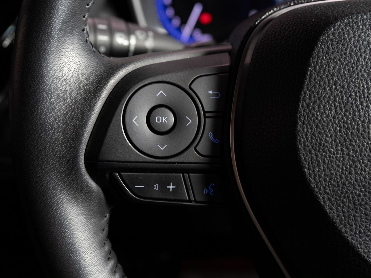 Toyota Corolla 2020 - фото автомобиля