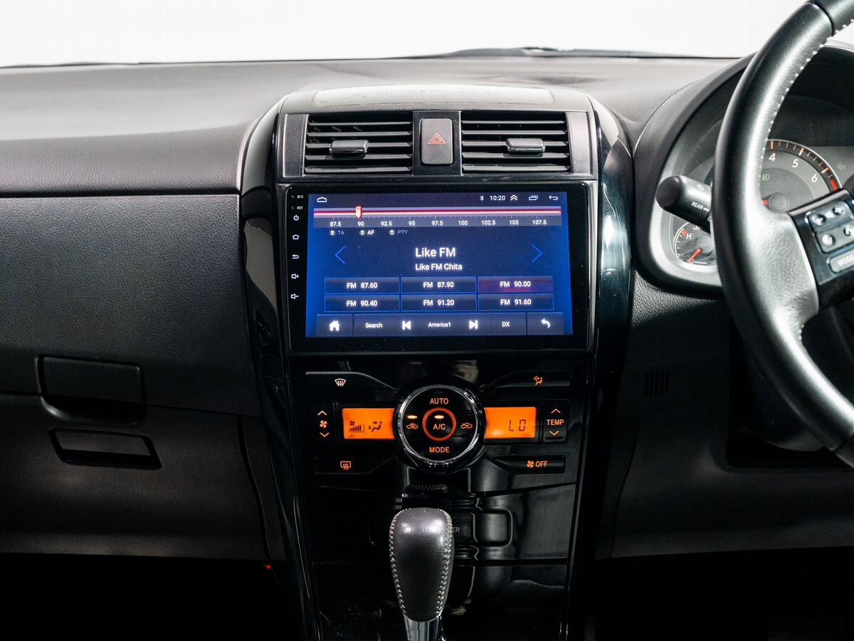 Toyota Corolla Fielder 2010 - фото автомобиля