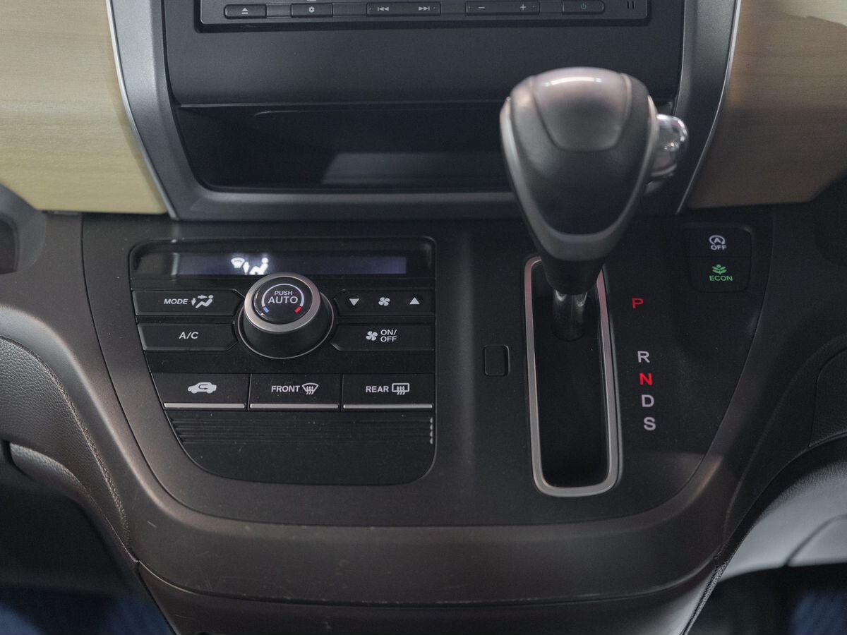 Honda Freed 2017 - фото автомобиля