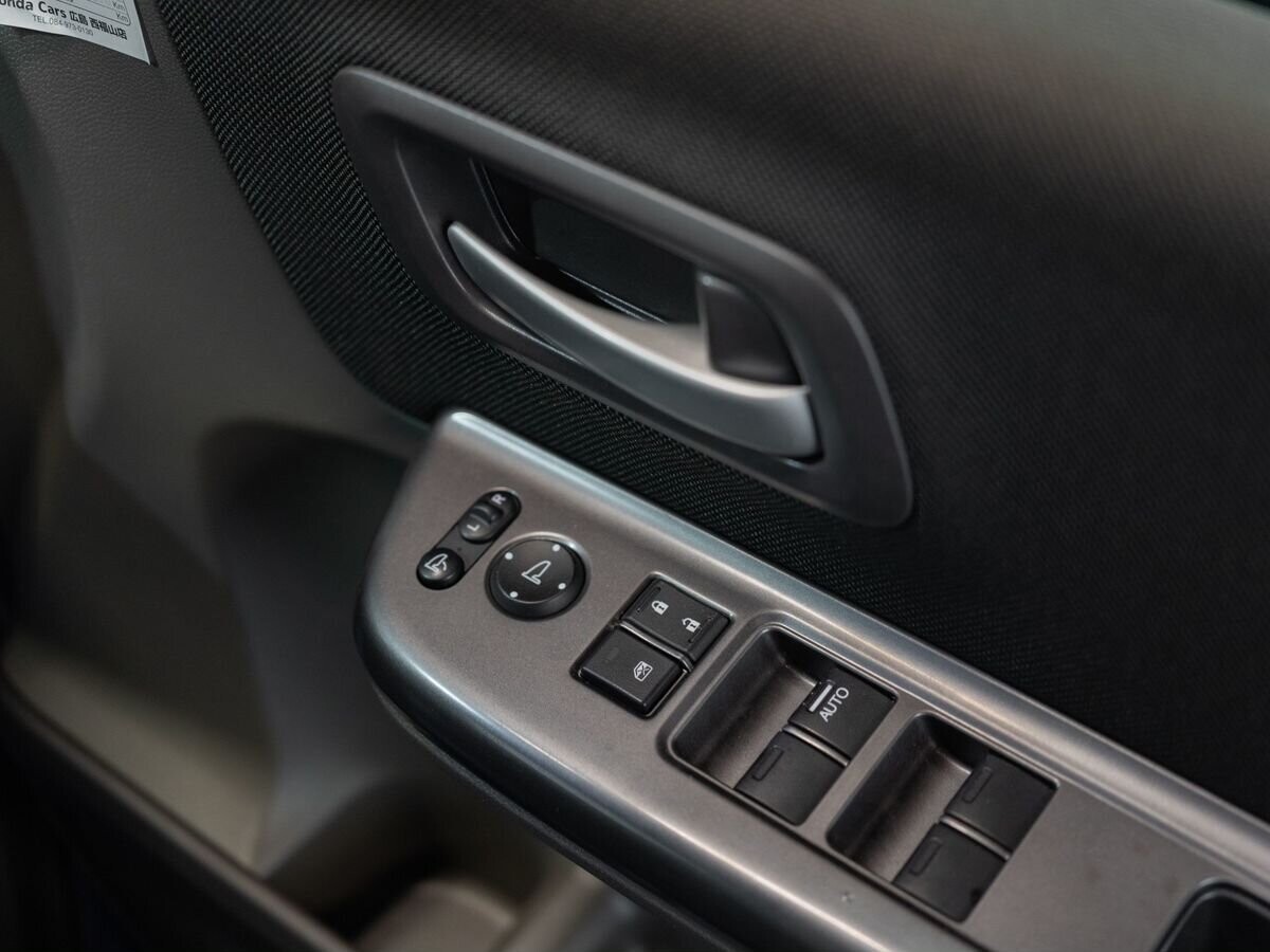 Honda Freed 2017 - фото автомобиля