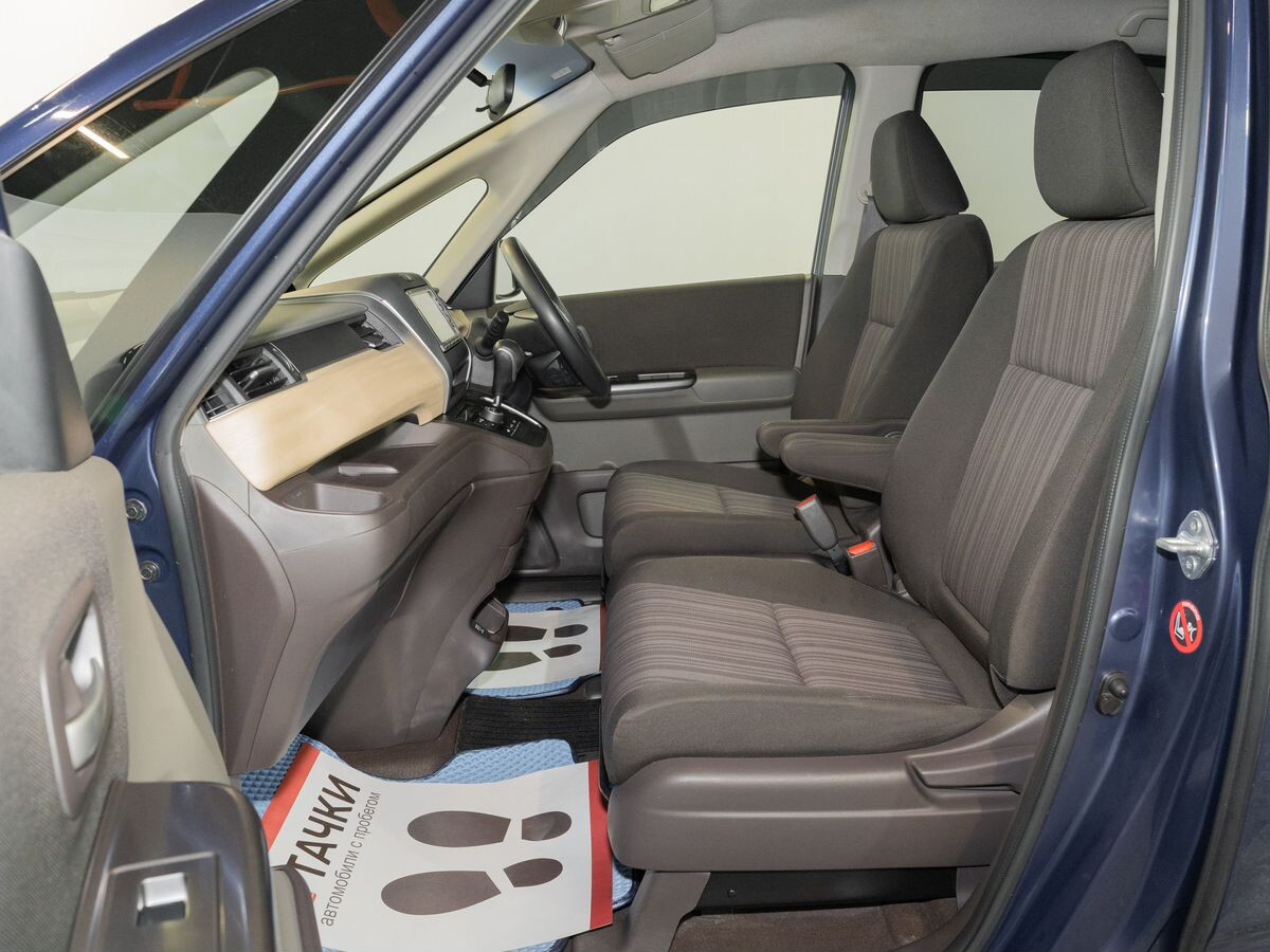 Honda Freed 2017 - фото автомобиля