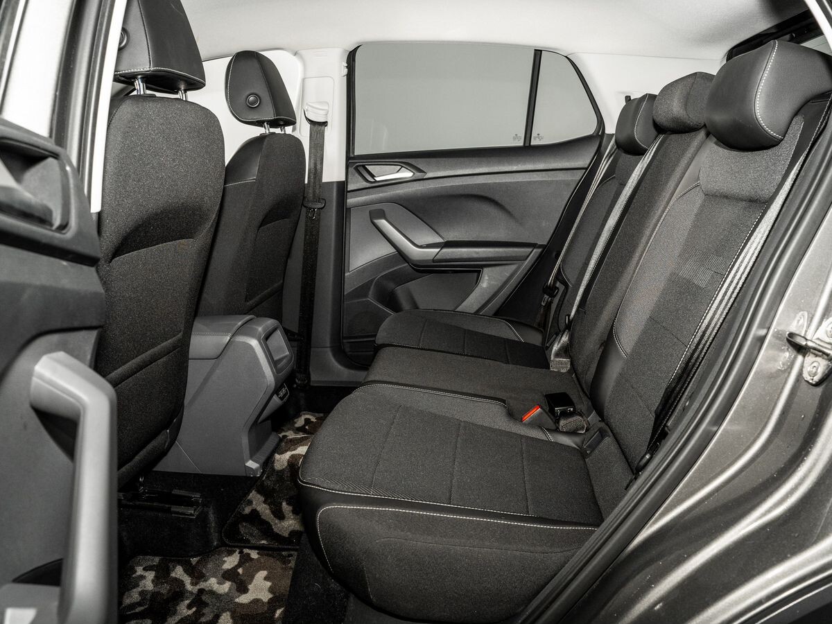 Volkswagen T-Cross 2020 - фото автомобиля