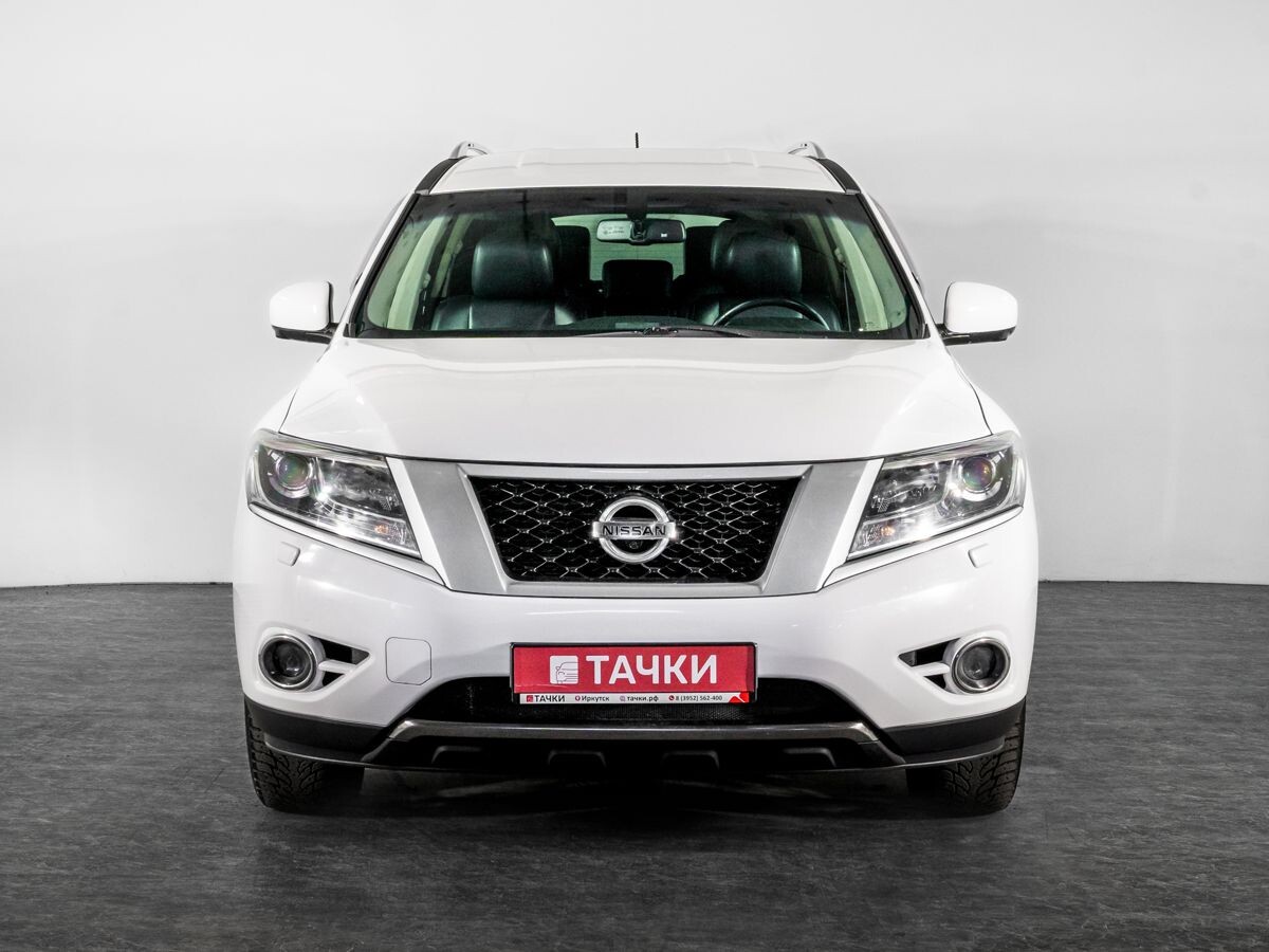 Nissan Pathfinder 2015 - фото автомобиля