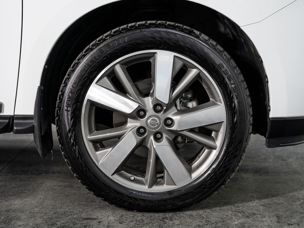 Nissan Pathfinder 2015 - фото автомобиля