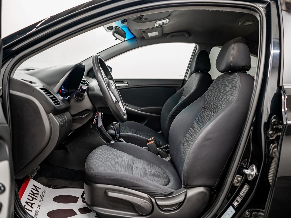 Hyundai Solaris 2016 - фото автомобиля