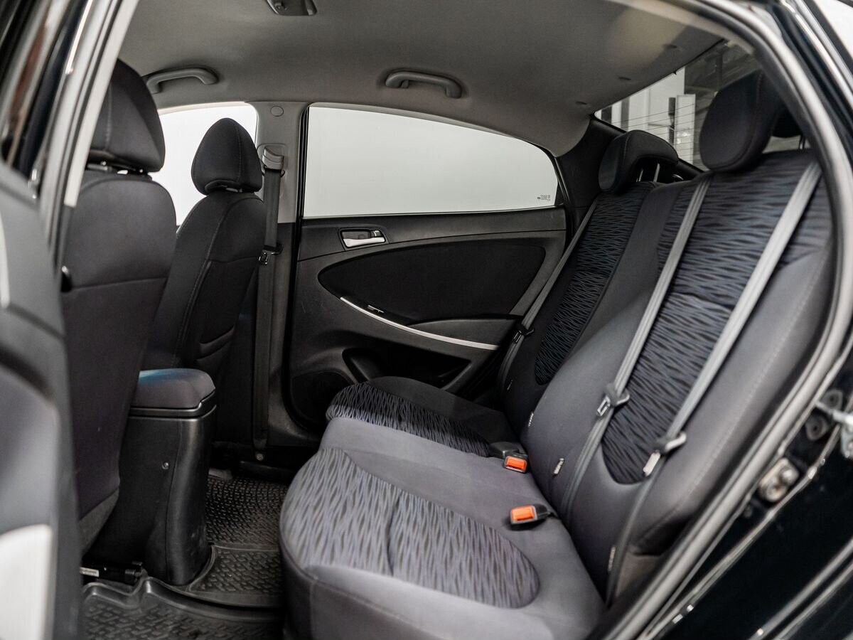 Hyundai Solaris 2016 - фото автомобиля