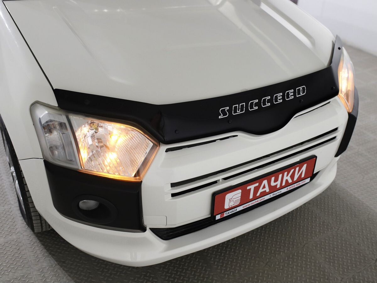 Toyota Succeed 2015 - фото автомобиля