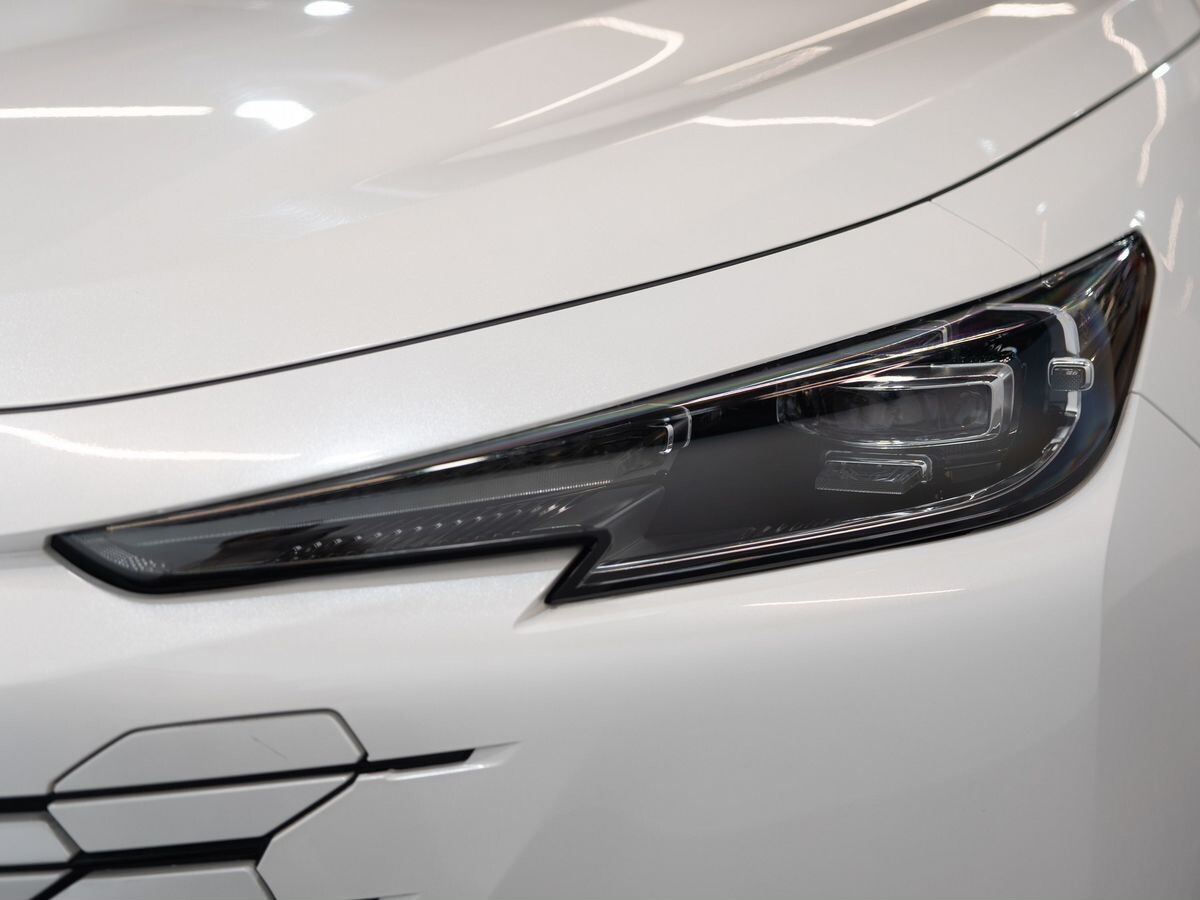 Changan UNI-K 2023 - фото автомобиля