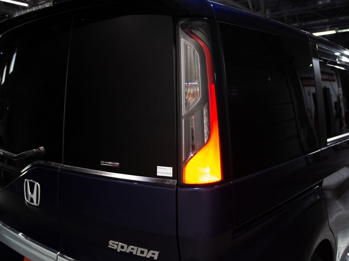 Honda Stepwgn 2018 - фото автомобиля