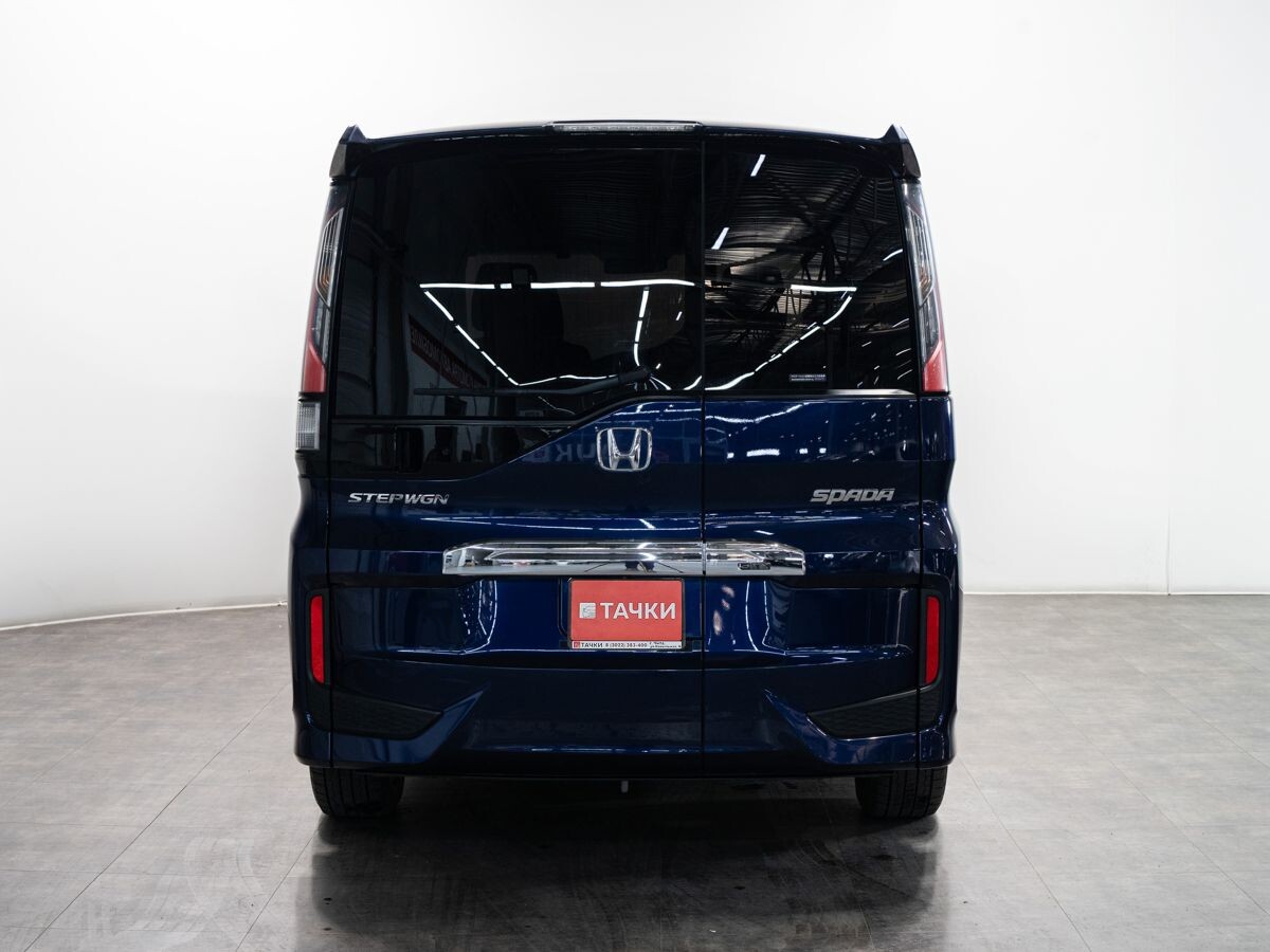 Honda Stepwgn 2018 - фото автомобиля