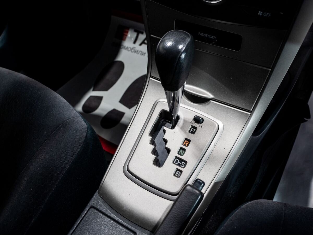 Toyota Corolla Fielder 2009 - фото автомобиля
