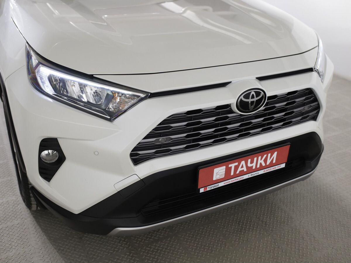 Toyota RAV4 2019 - фото автомобиля