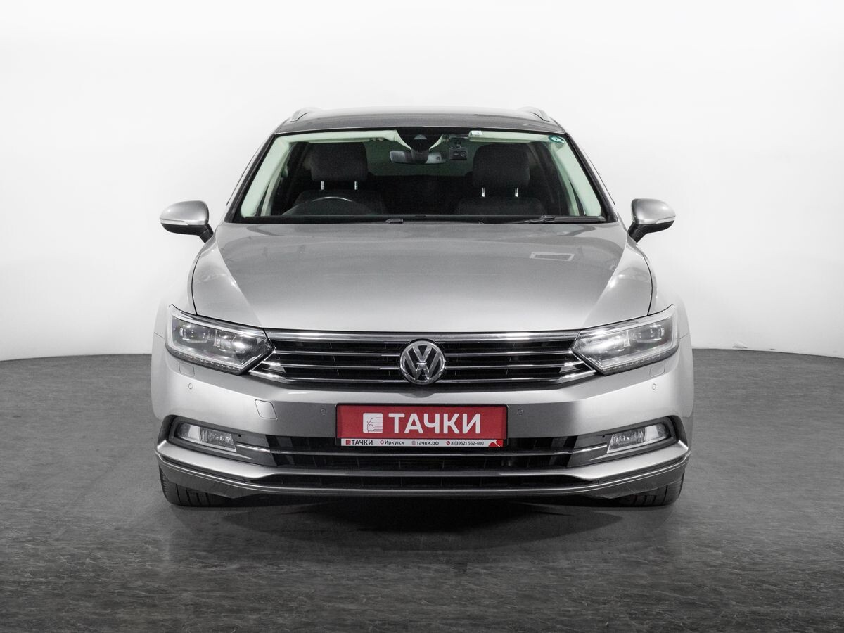Volkswagen Passat 2015 - фото автомобиля