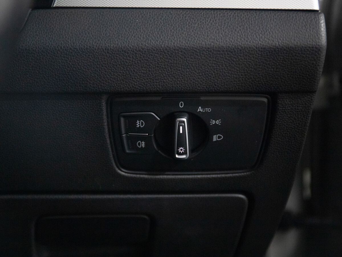 Volkswagen Passat 2015 - фото автомобиля