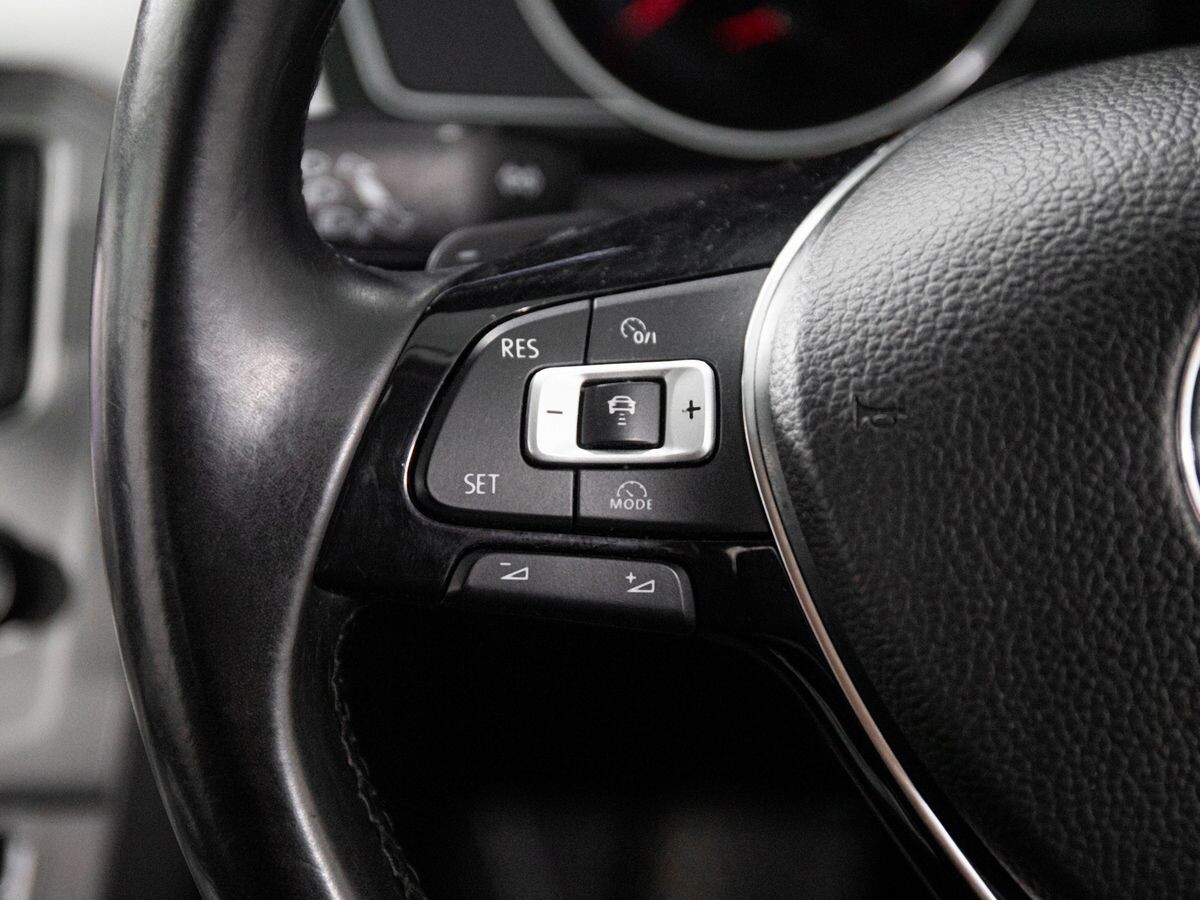 Volkswagen Passat 2015 - фото автомобиля