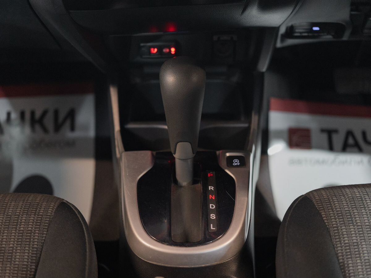 Honda Fit 2015 - фото автомобиля