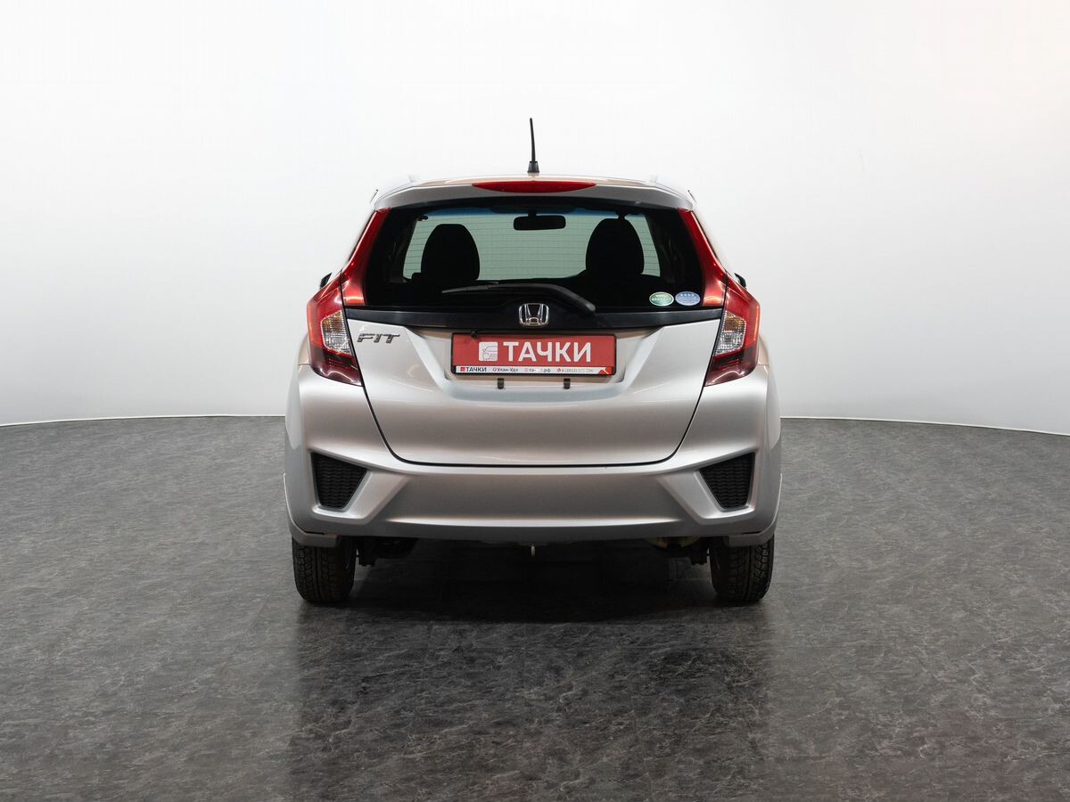 Honda Fit 2015 - фото автомобиля