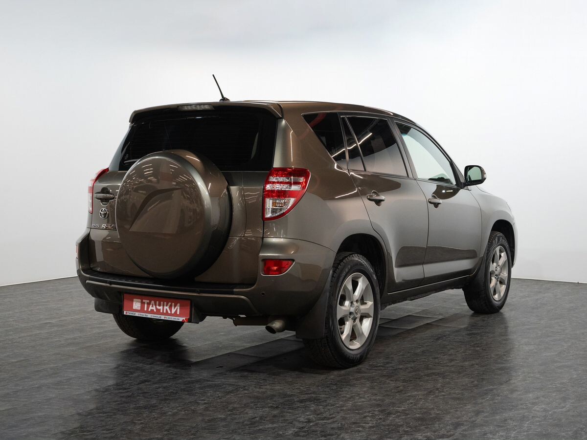 Toyota RAV4 2010 - фото автомобиля