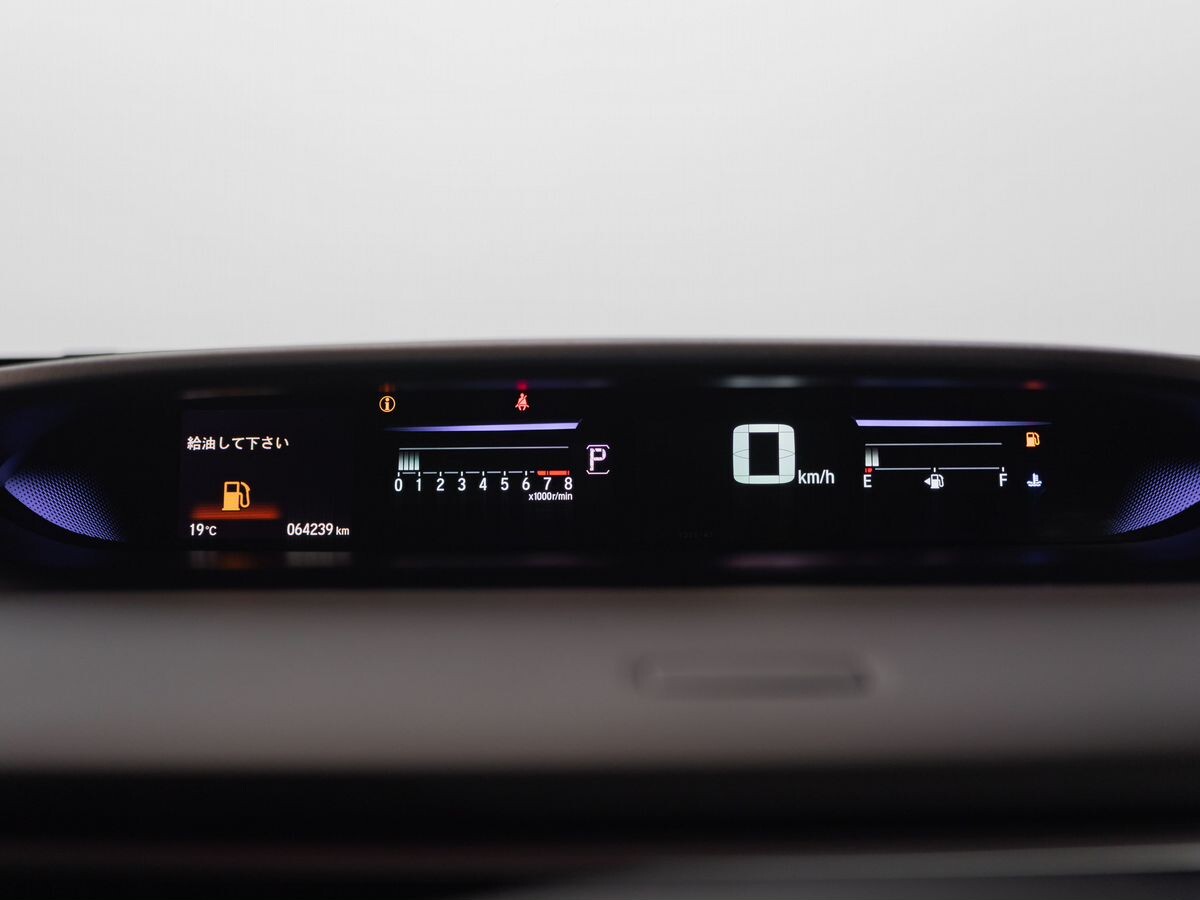 Honda Stepwgn 2015 - фото автомобиля