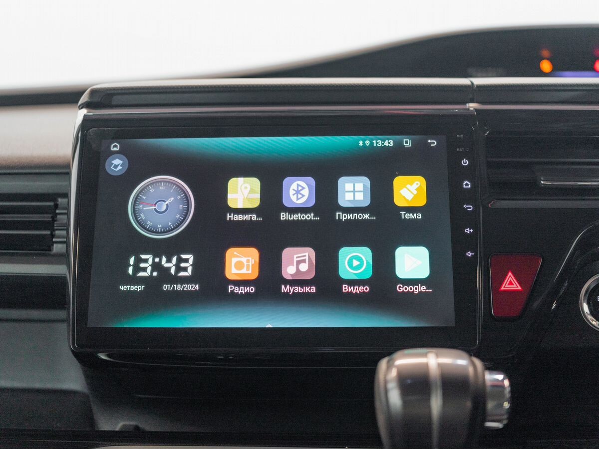 Honda Stepwgn 2015 - фото автомобиля