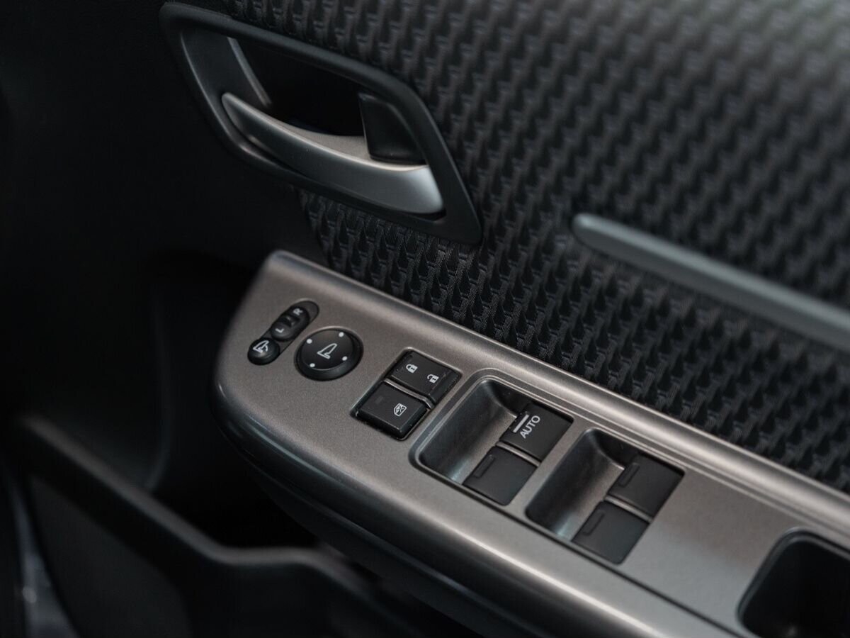 Honda Stepwgn 2015 - фото автомобиля