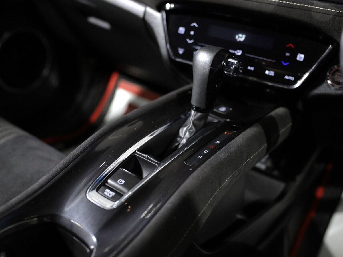 Honda Vezel 2020 - фото автомобиля