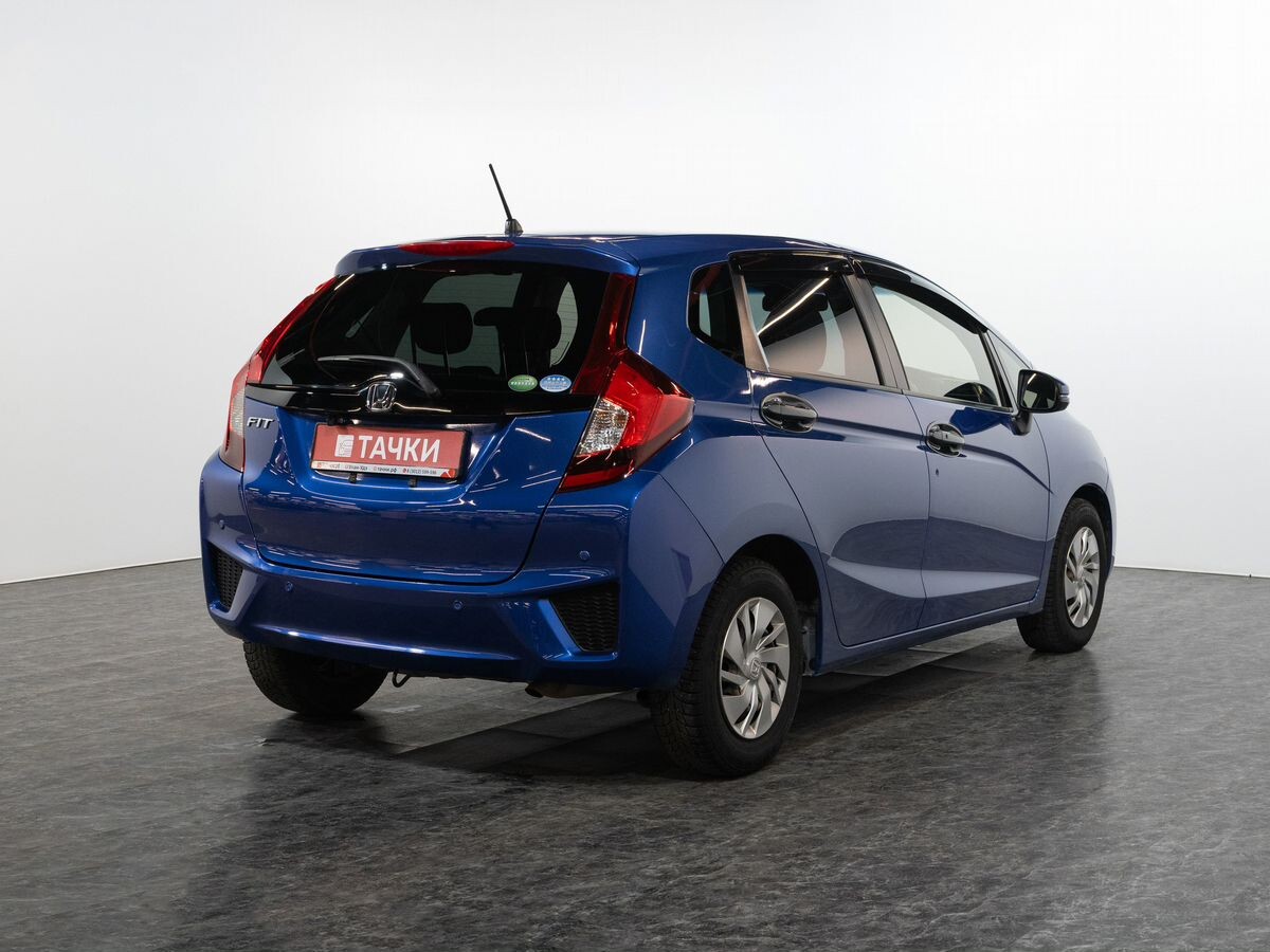 Honda Fit 2017 - фото автомобиля