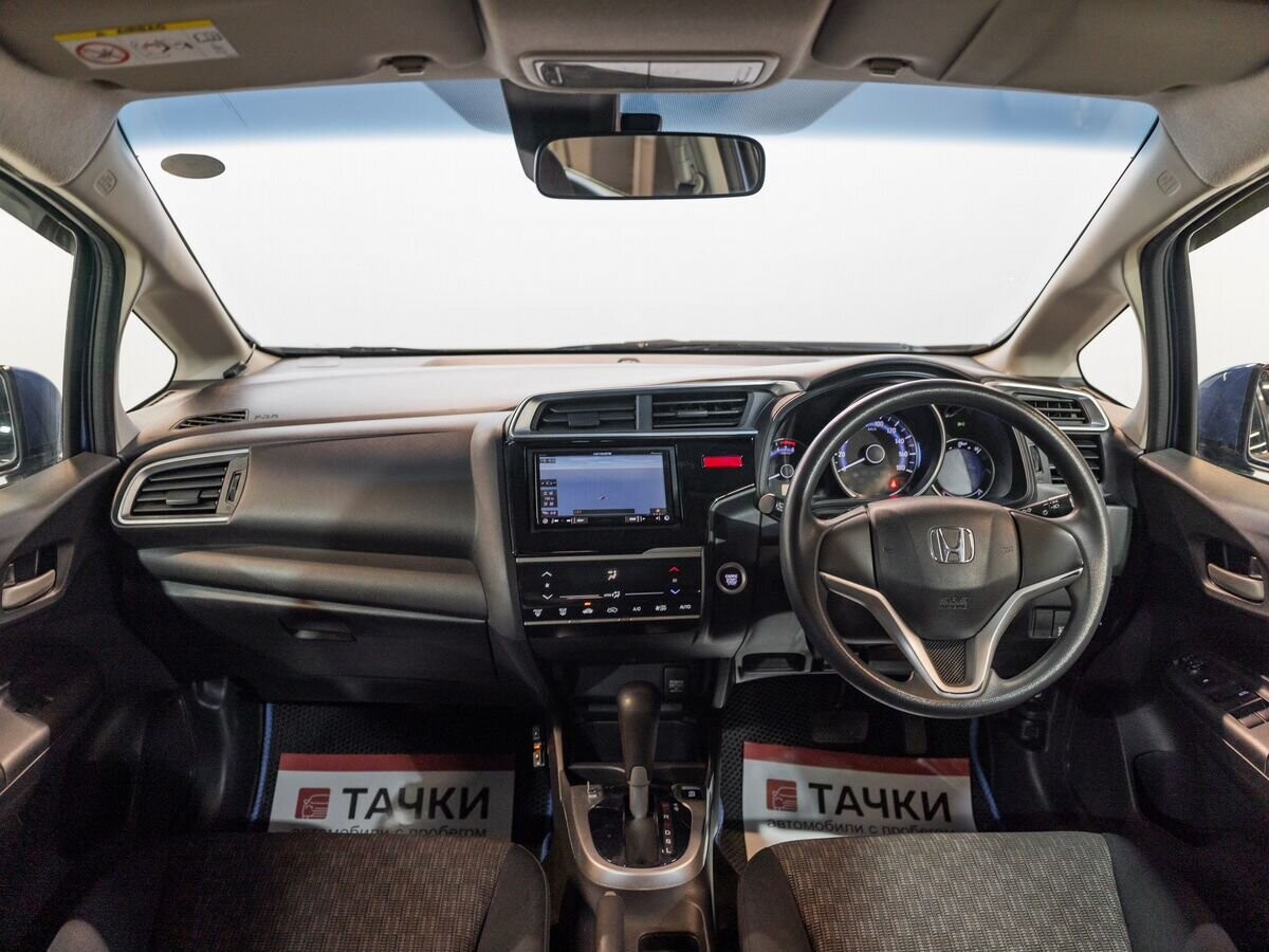 Honda Fit 2017 - фото автомобиля