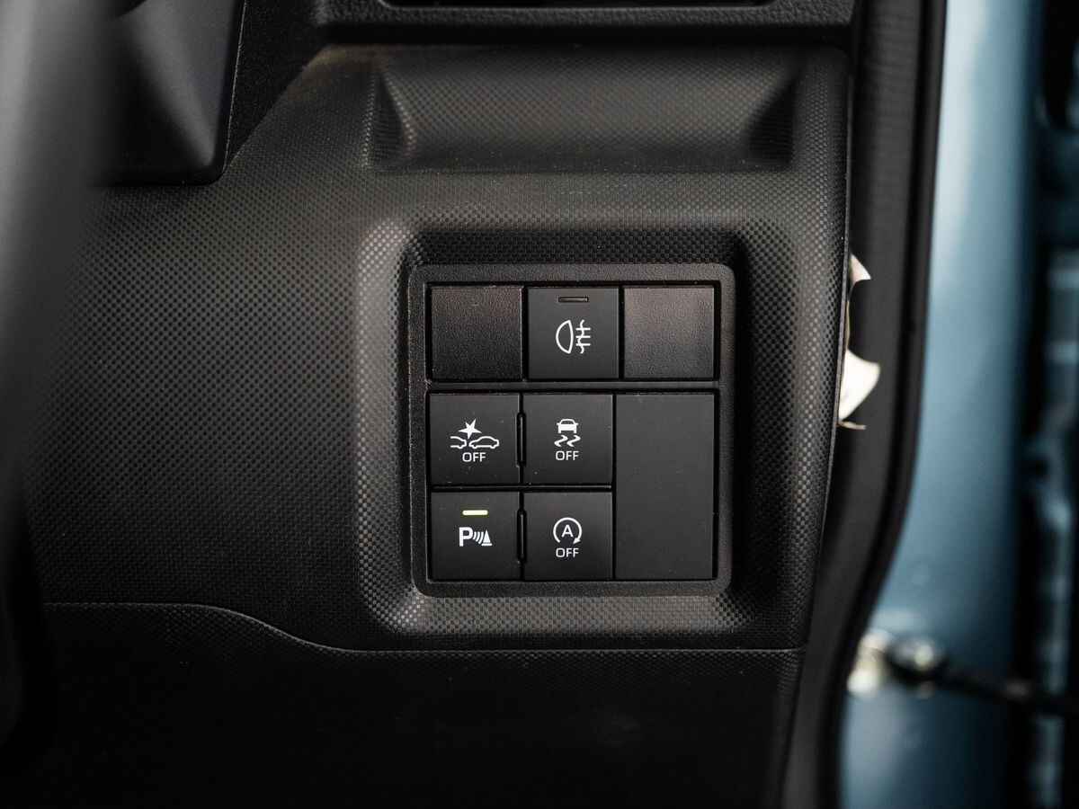 Toyota Raize 2020 - фото автомобиля